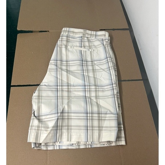 PGA Tour Plaid Golf Shorts - Picture 7 of 16